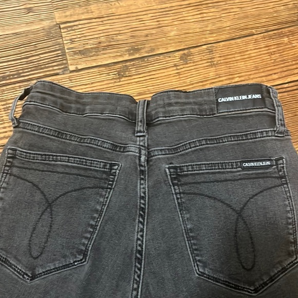 Calvin Klein Jeans CKJ 011 Distressed Soft Black Skinny Jeans Size 26 - Picture 3 of 6